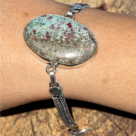 Green Ruby Fuchsite Bracelet 7 1/2” - 8” - Picture 5 of 10